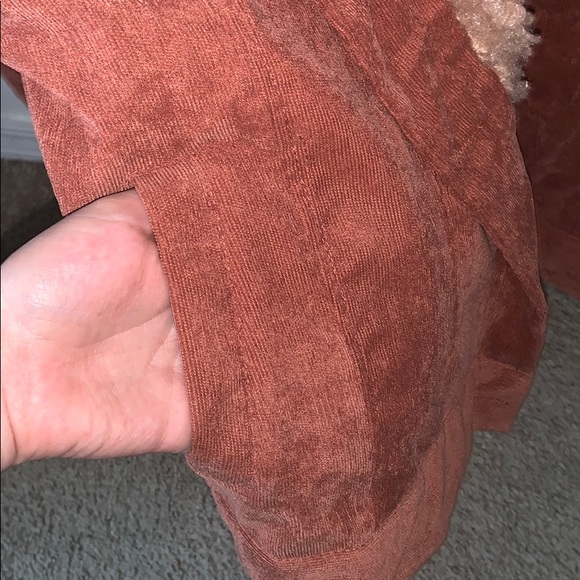 Furry jacket - Picture 5 of 6